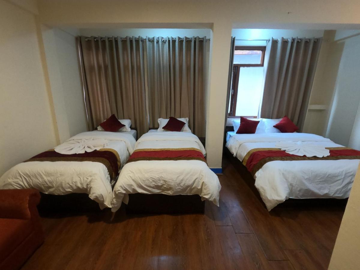 Hotel Silver Jubilee Katmandu Kültér fotó