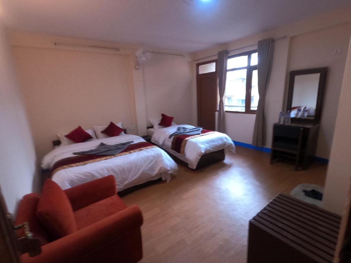 Hotel Silver Jubilee Katmandu Kültér fotó