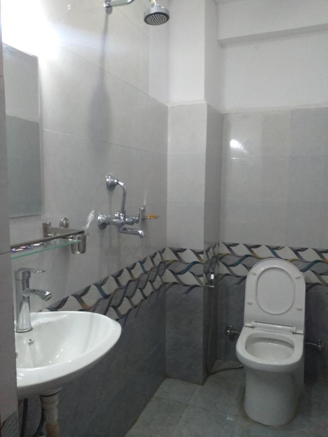 Hotel Silver Jubilee Katmandu Kültér fotó